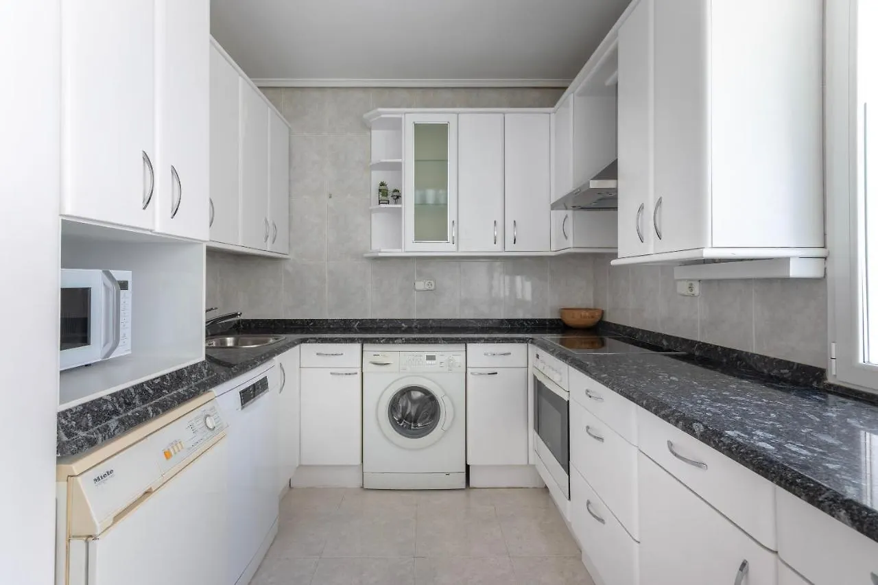 Akomodat En Apartamento En El Centro De Bilbao Con Parking 0*,  Spanje